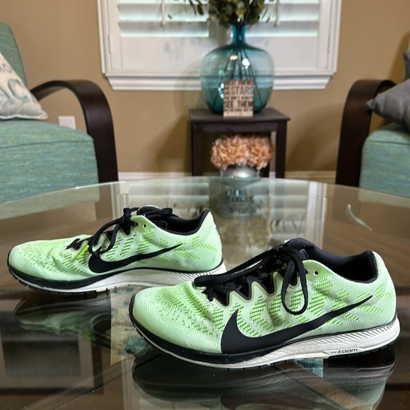 EUC MENS Nike Air Zoom Streak 7  Vintage Green Black‎ Size 8 - Picture 4 of 9